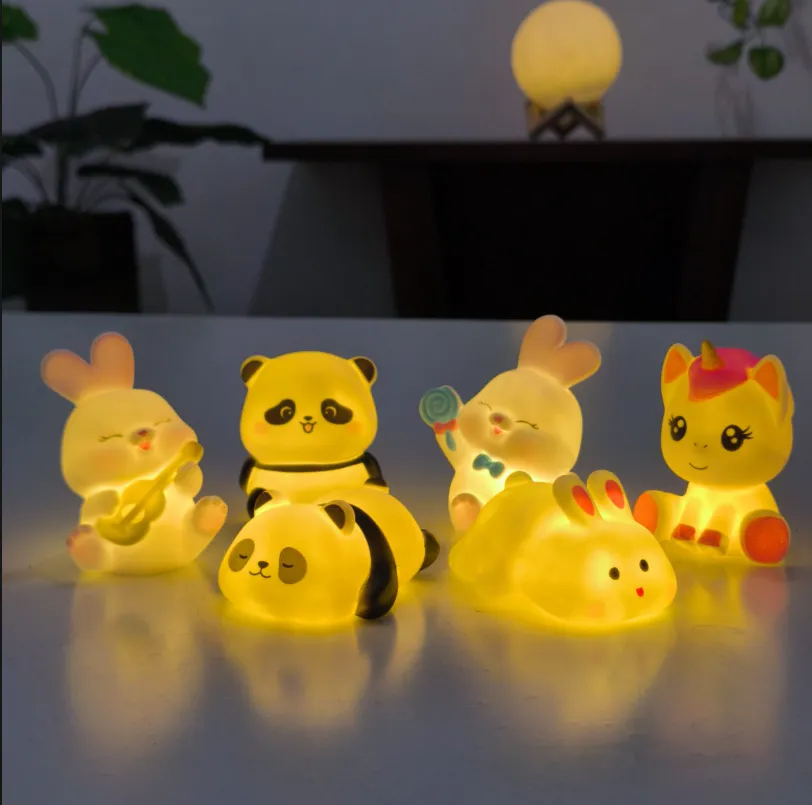6pcs Cute Animal Lamp Set